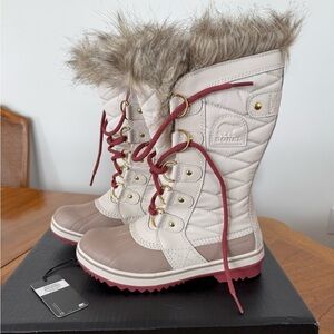 Sorel Women's Quilted Winter Boots - Cream and Red